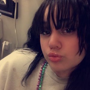 Meet your Posher, Alyssa